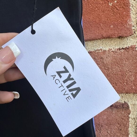 ZYIA Active Women's Hi-Rise Mesh Block Light N Tight 7/8 Leggings Multi 6-8 NEW - Picture 3 of 8